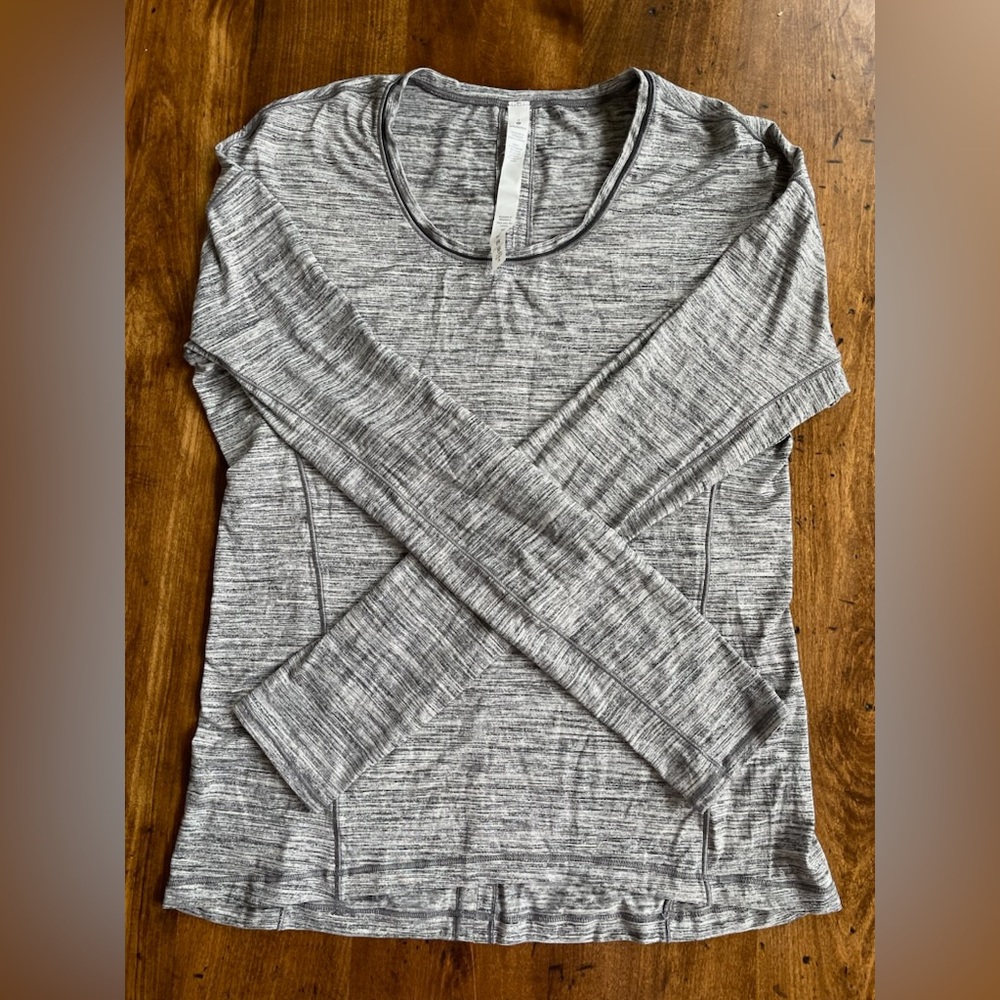 Lululemon striped long sleeve top (grey)